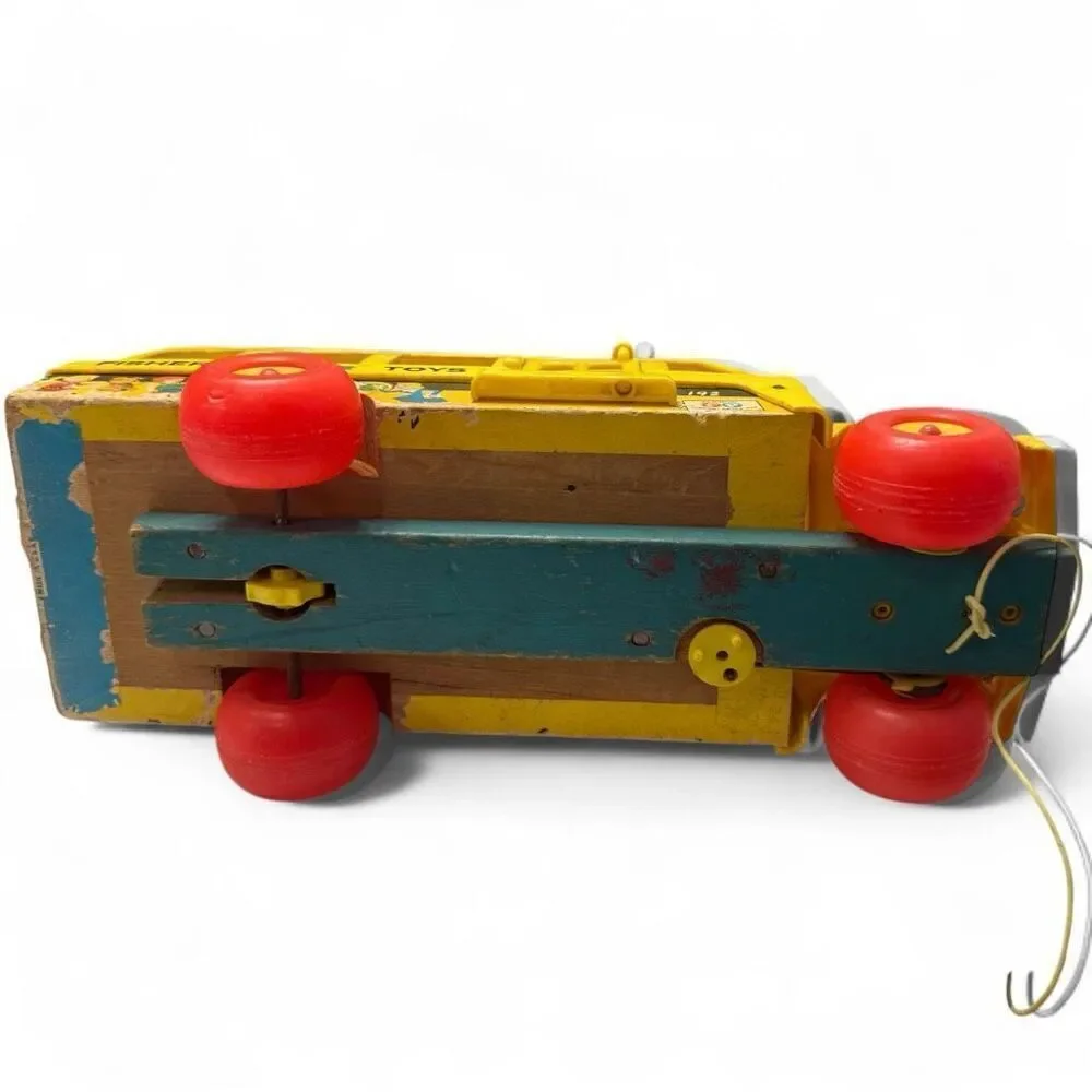 Vintage 1965 Fisher Price Little People School Bus Original Pull Toy